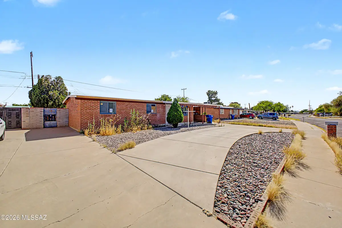 4758 E 26th, Tucson, AZ 85711 - #1