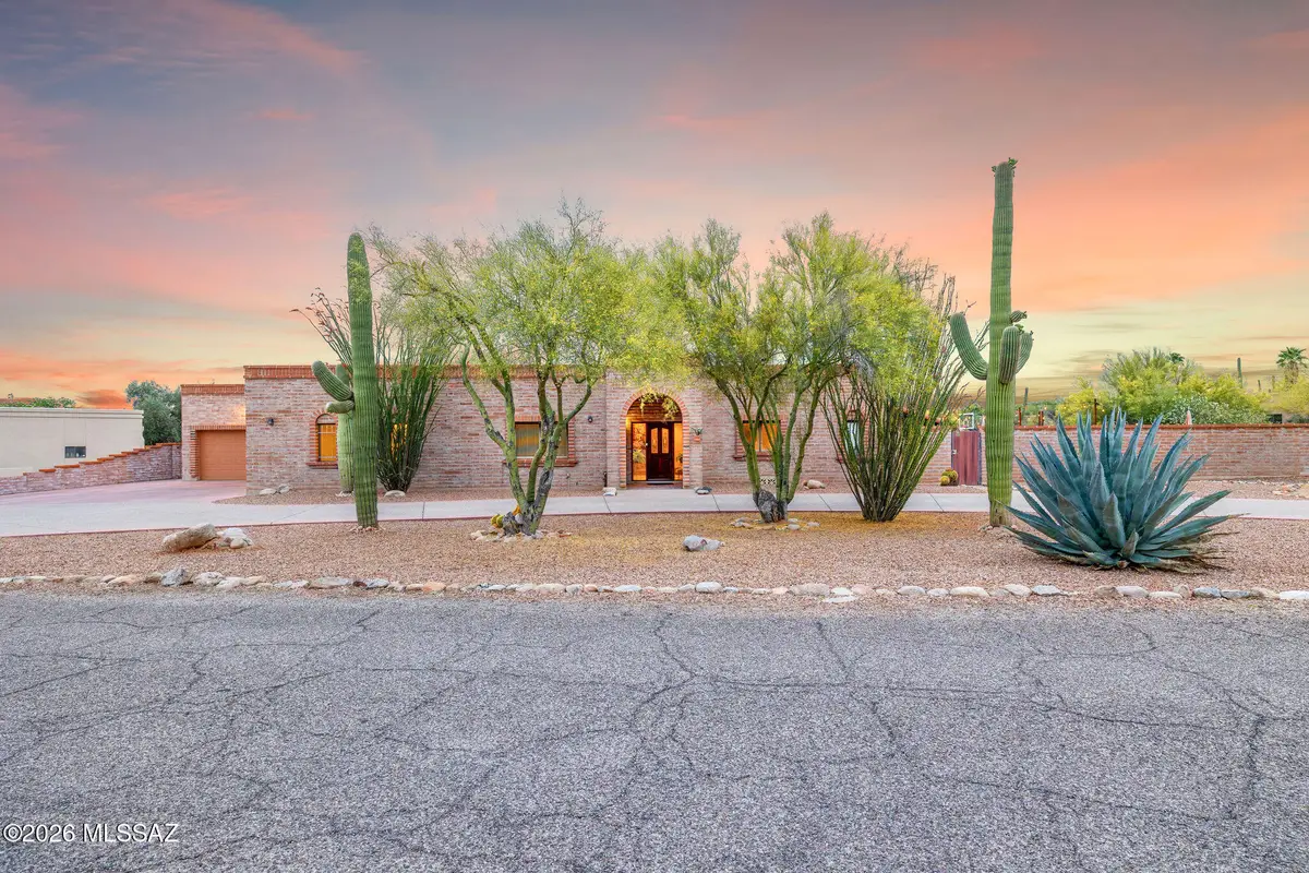 991 E Calle Mariposa, Tucson, AZ 85718 - #1