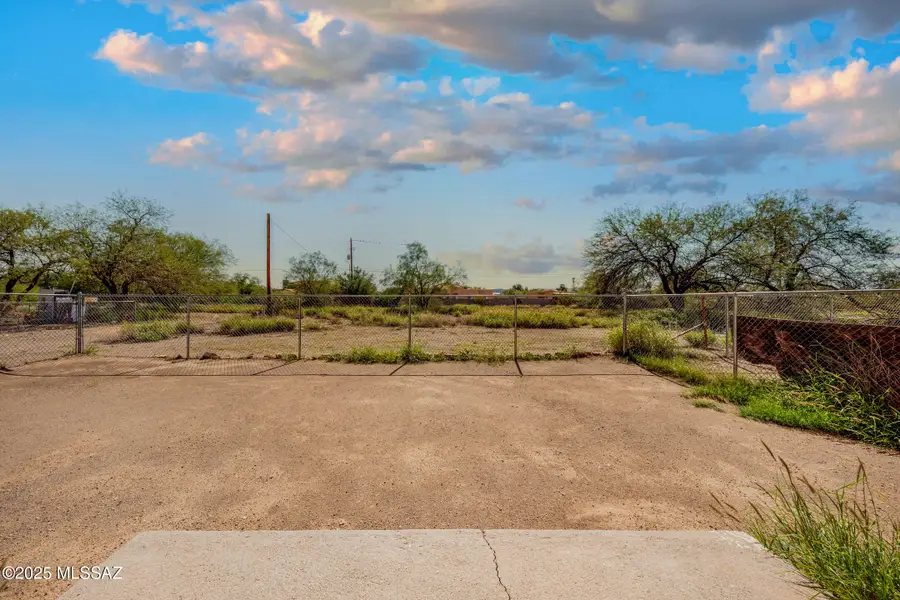 2275 W Dakota, Tucson, AZ 85746 - #3