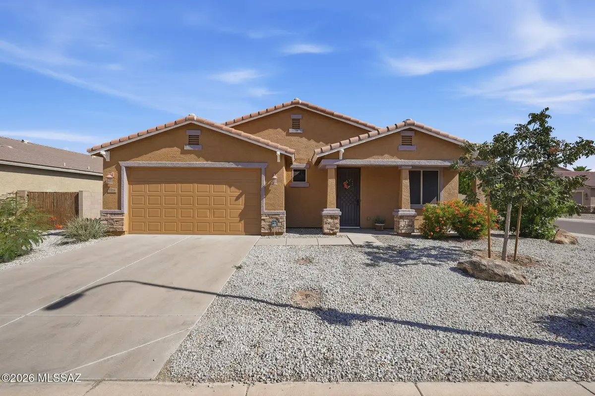 7114 W Maldonado, Phoenix, AZ 85039 - #1