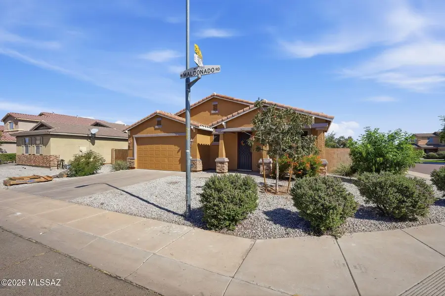 7114 W Maldonado, Phoenix, AZ 85039 - #2