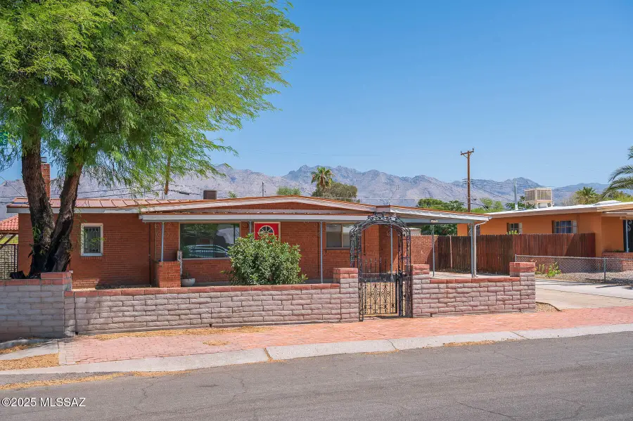 4301 E Hayhurst, Tucson, AZ 85712 - #2