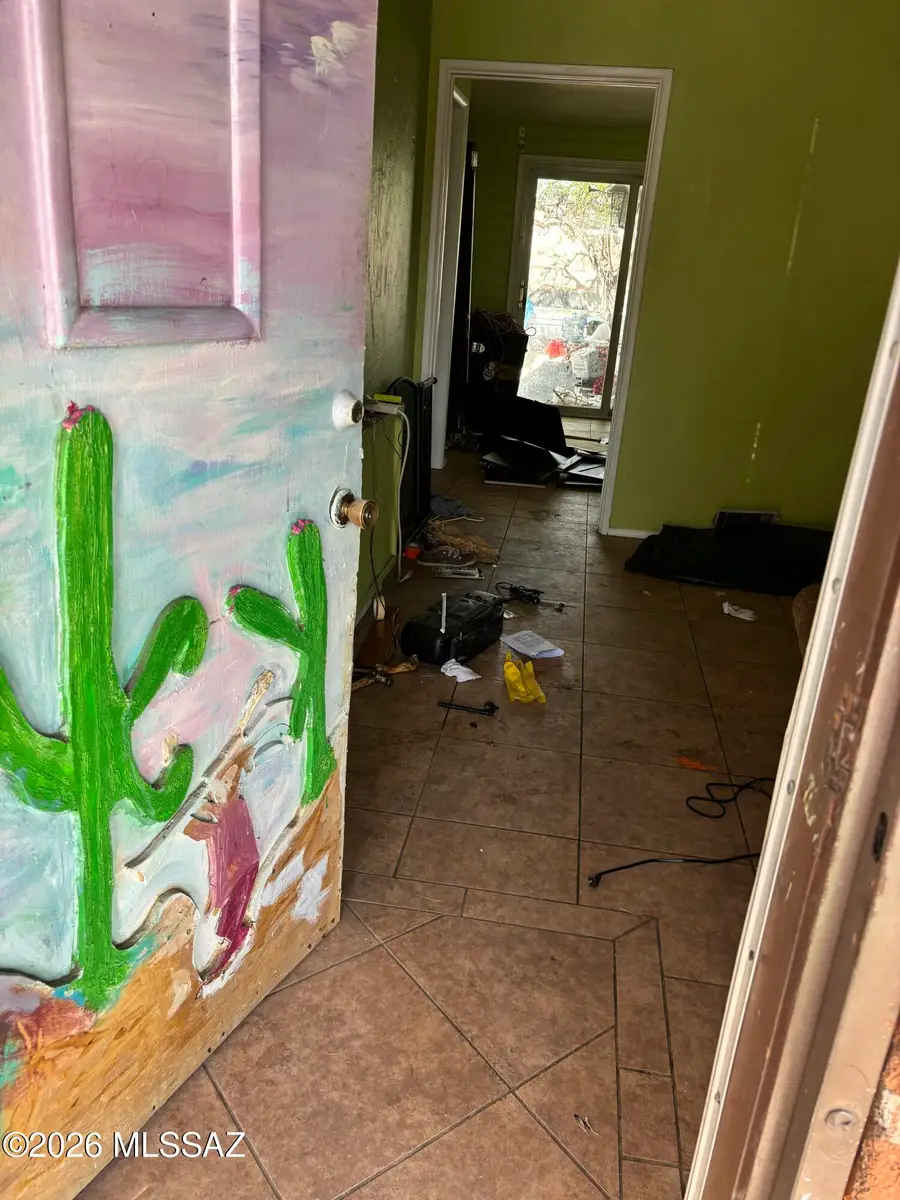 1501 N Benton, Tucson, AZ 85712 - #2