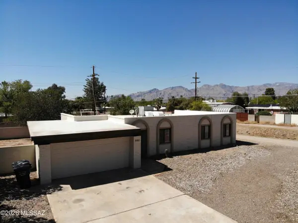 802 S Sherwood Village, Tucson, AZ 85710