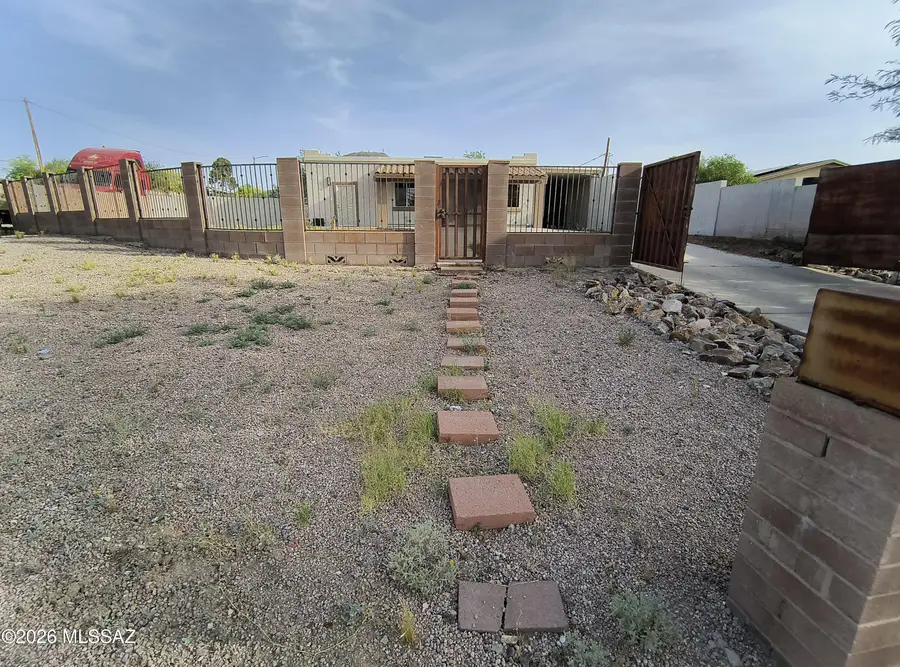 1838 W Calle Del Arroyito, Tucson, AZ 85713 - #2