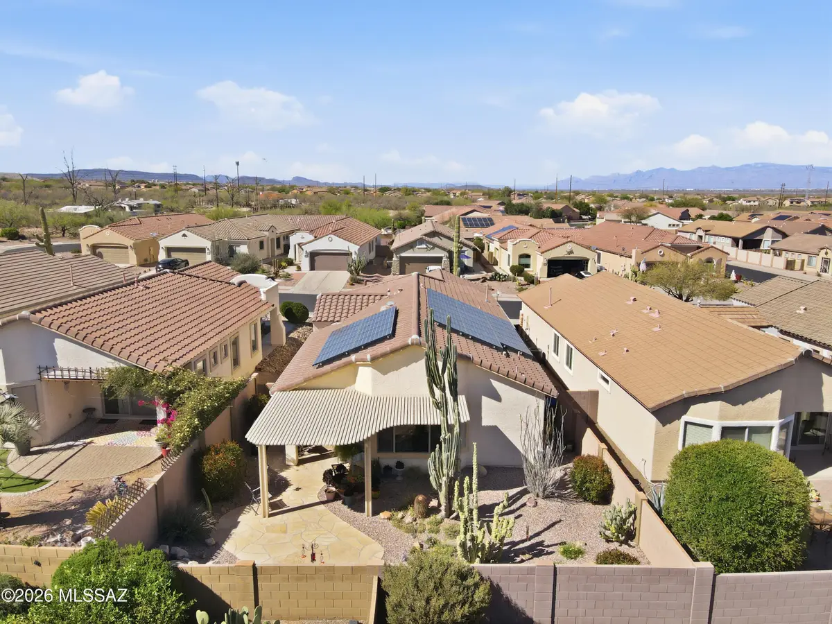 553 W Calle Media Luz, Sahuarita, AZ 85629 - #1
