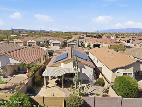 553 W Calle Media Luz, Sahuarita, AZ 85629