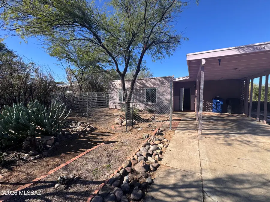 4864 W De La Canoa, Amado, AZ 85645 - #2