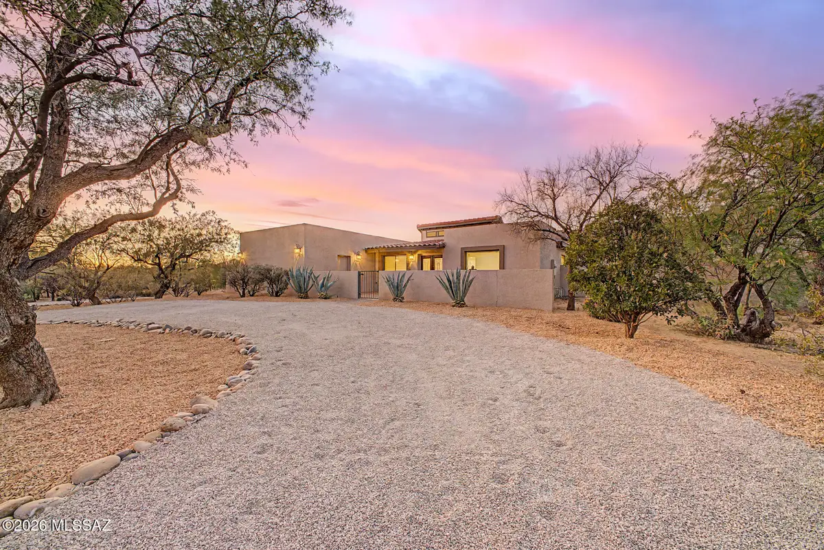 10881 E Camino Miramonte, Tucson, AZ 85749 - #1