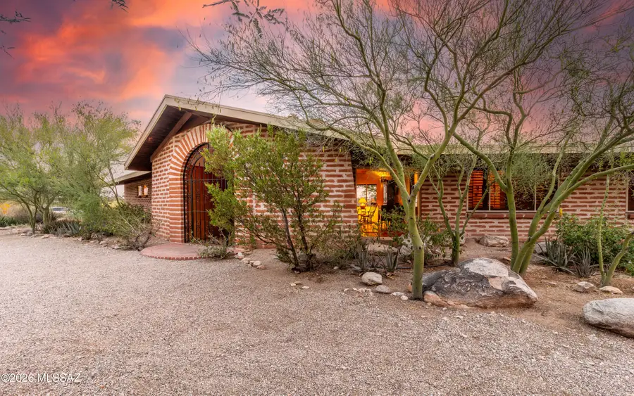 3959 N Camino Sinuoso, Tucson, AZ 85718 - #3