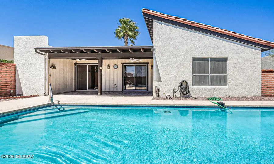 1621 W Agave, Green Valley, AZ 85622 - #2