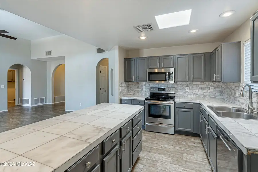 11001 E Indigo Bush, Tucson, AZ 85748 - #3