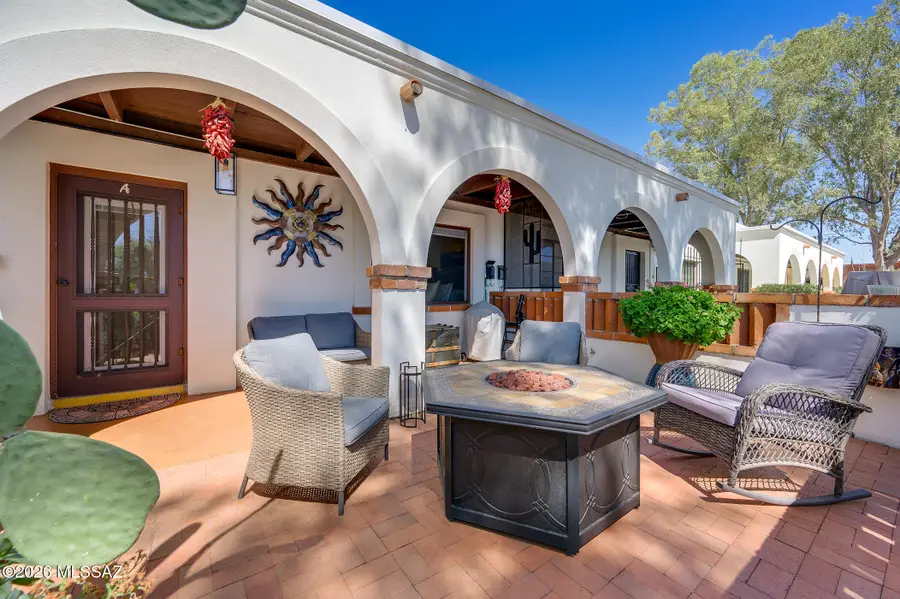 392 S Paseo Cerro, Green Valley, AZ 85614 - #2