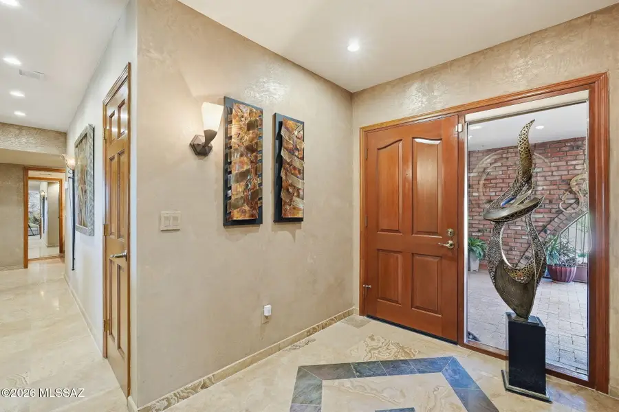 3901 N Rio Verde Vista, Tucson, AZ 85750 - #3