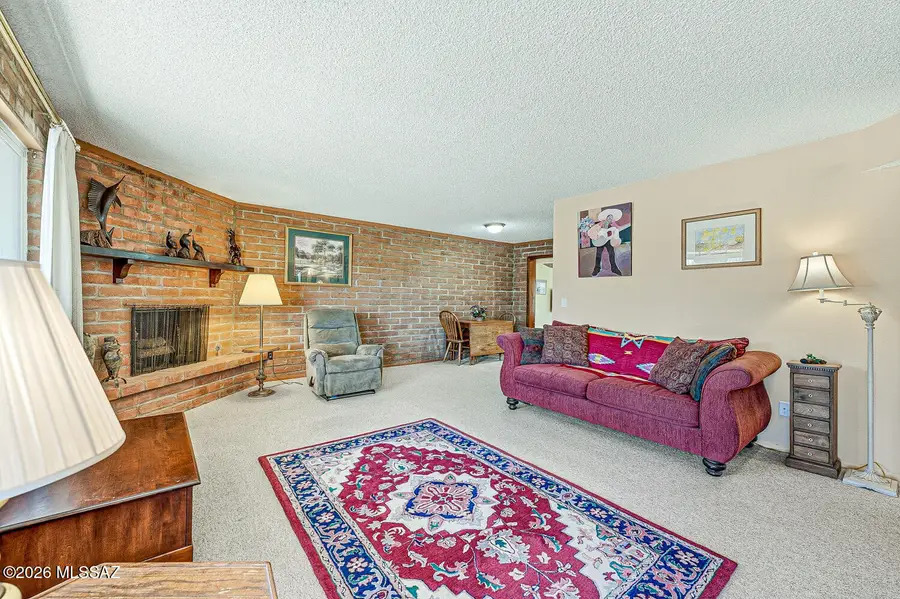 333 E Las Granadas, Green Valley, AZ 85614 - #2