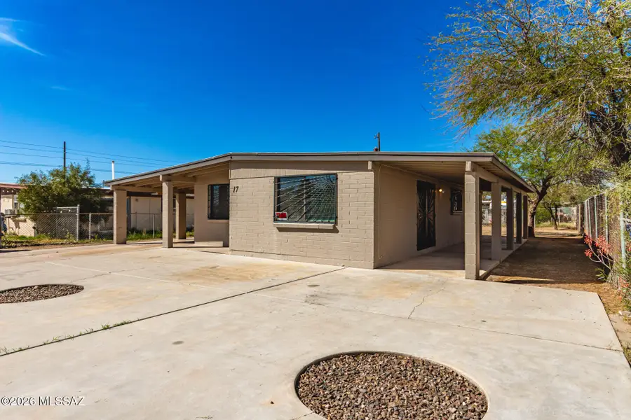 17 E Los Reales, Tucson, AZ 85756 - #2