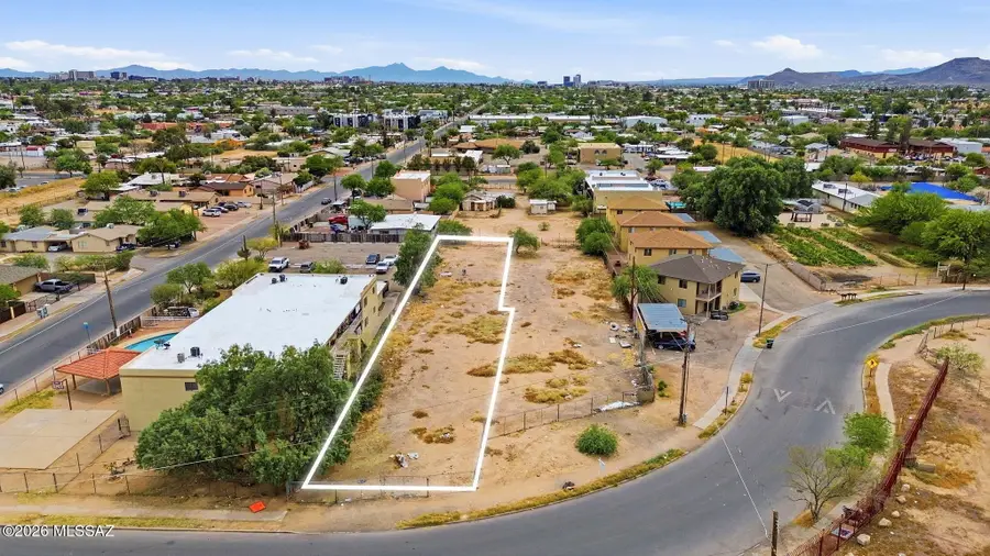 216 E Yavapai, Tucson, AZ 85705 - #3