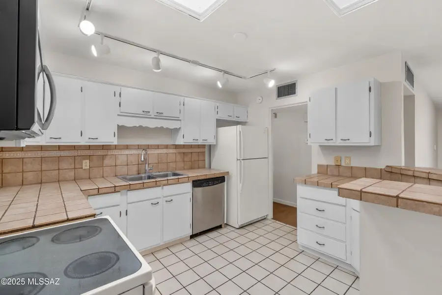 4858 E Cooper, Tucson, AZ 85711 - #3