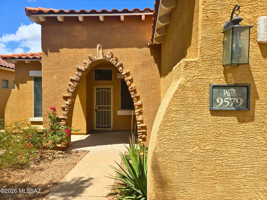 9579 E Corte Del Sol Brillante, Tucson, AZ 85748 - #3