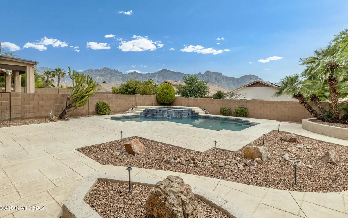 2196 E Rio Vistoso, Oro Valley, AZ 85755 - #1