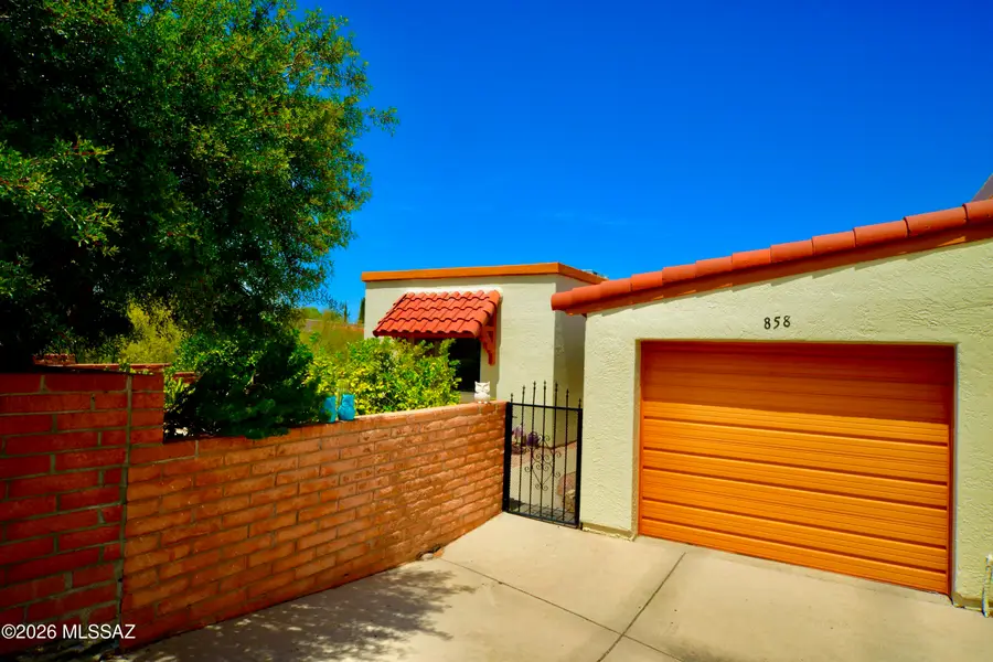 858 S Camino Guarina, Green Valley, AZ 85614 - #2