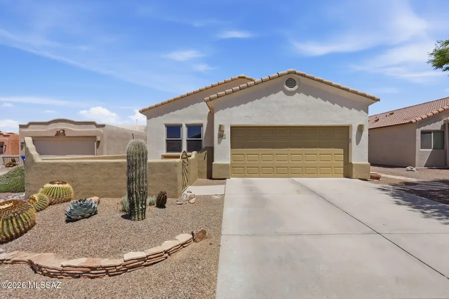 2189 S Via Massari, Green Valley, AZ 85614 - #2