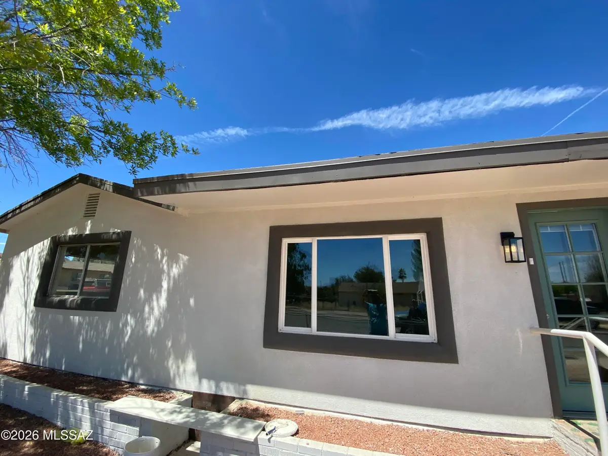 262 Gila, Benson, AZ 85602 - #1