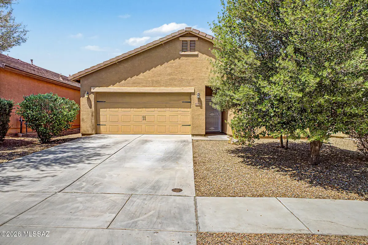 6716 S May Fly, Tucson, AZ 85757 - #1