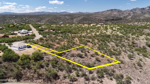 758 Pachuca, Rio Rico, AZ 85648