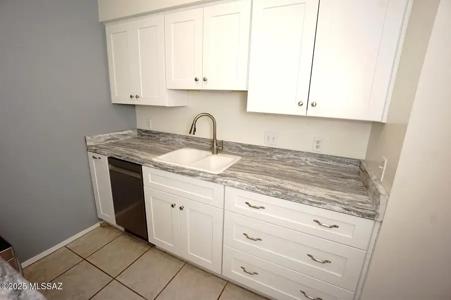 2601 W Broadway, Tucson, AZ 85745 - #3