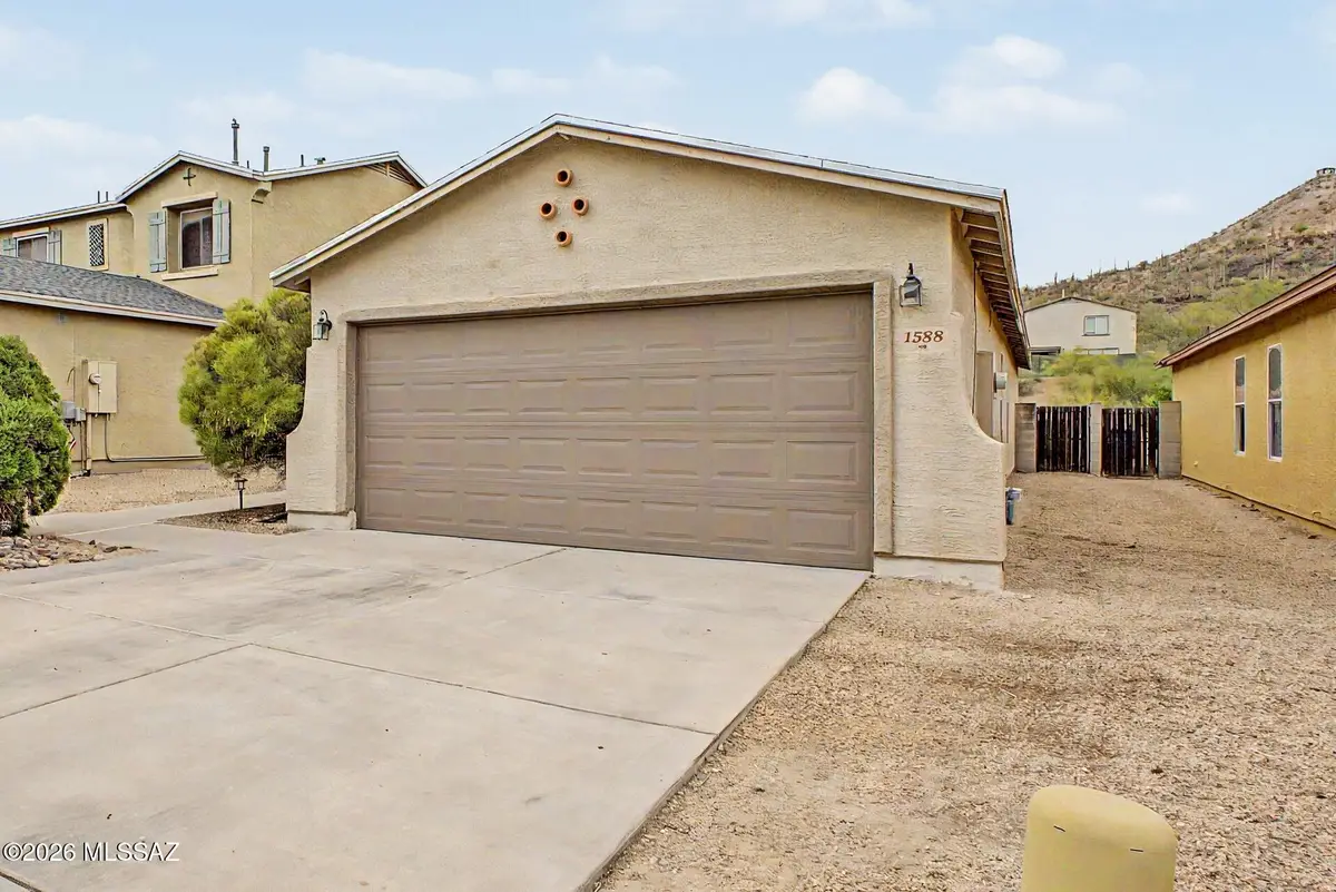 1588 W Beantree, Tucson, AZ 85713 - #1