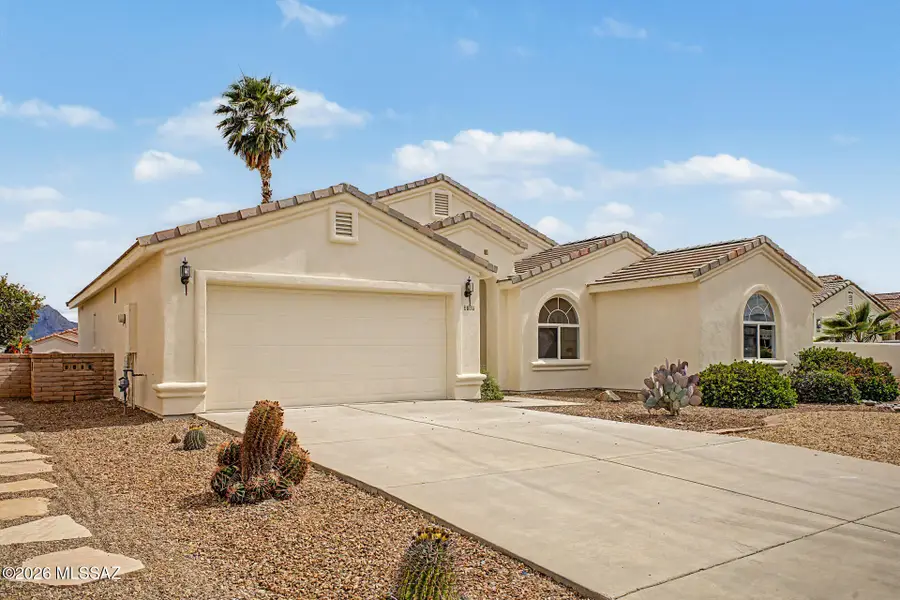 2705 S Chipshot, Green Valley, AZ 85614 - #2