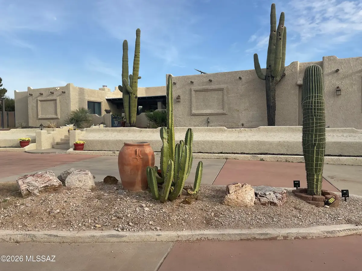4060 N Swan, Tucson, AZ 85718 - #1