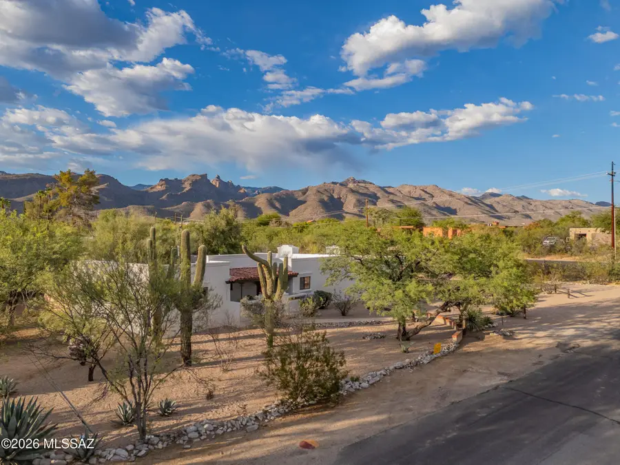 8951 E Summer, Tucson, AZ 85749 - #2