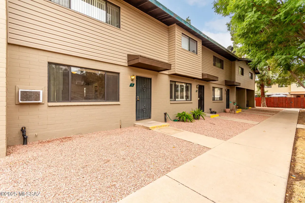 1330 S Avenida Polar, Tucson, AZ 85710 - #1