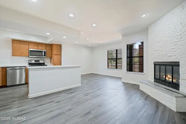 6651 N Campbell #207, Tucson, AZ 85718