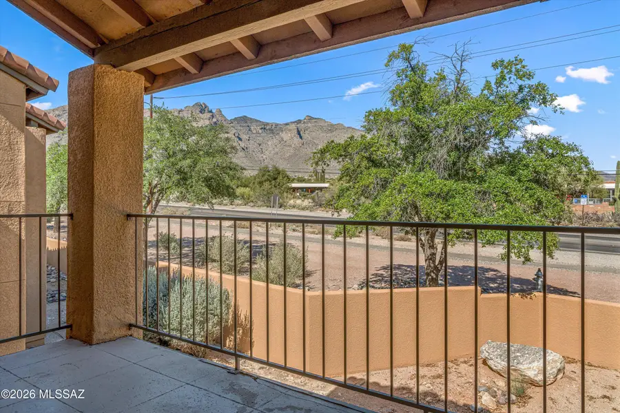 6651 N Campbell #207, Tucson, AZ 85718 - #3