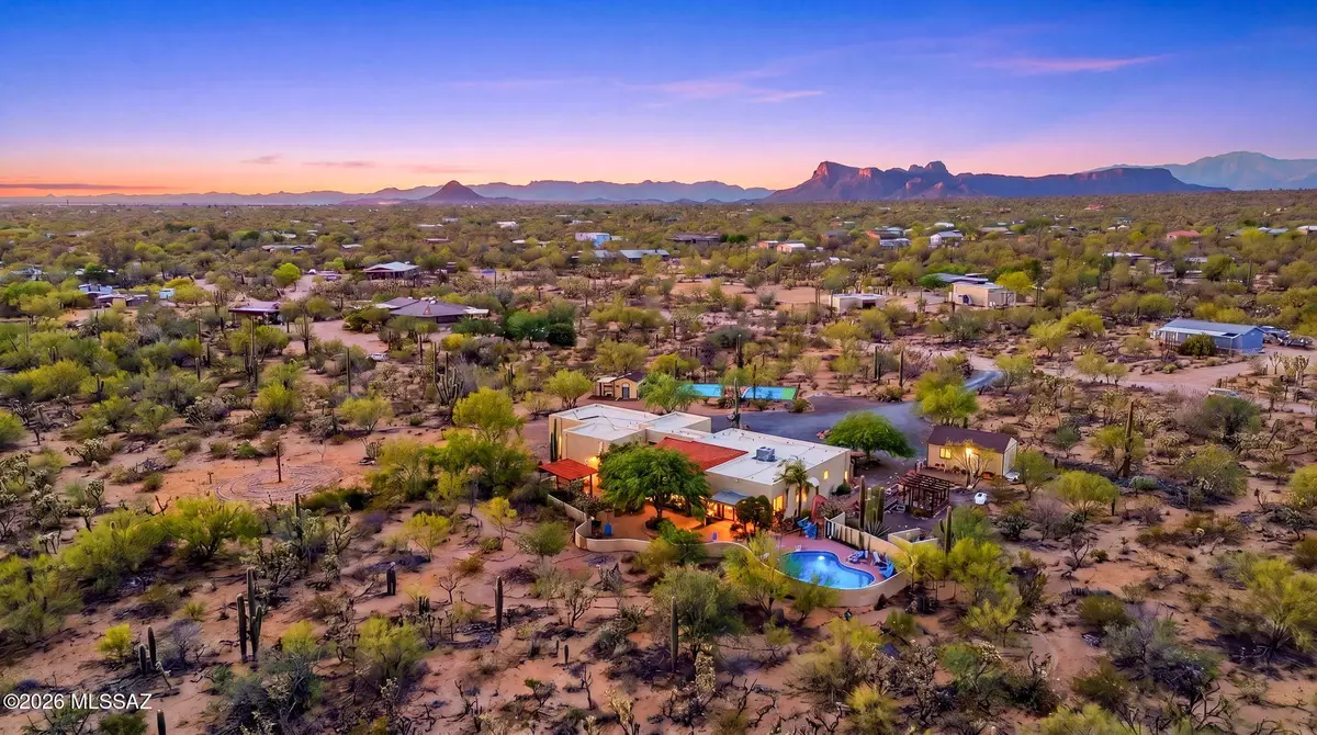 5105 N Our, Tucson, AZ 85743 - #1