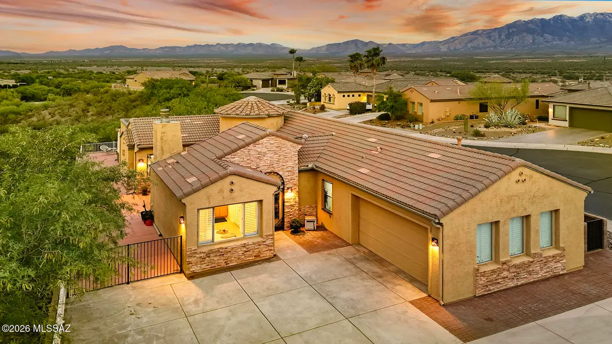1734 W Acacia Bluffs, Green Valley, AZ 85622 - #1