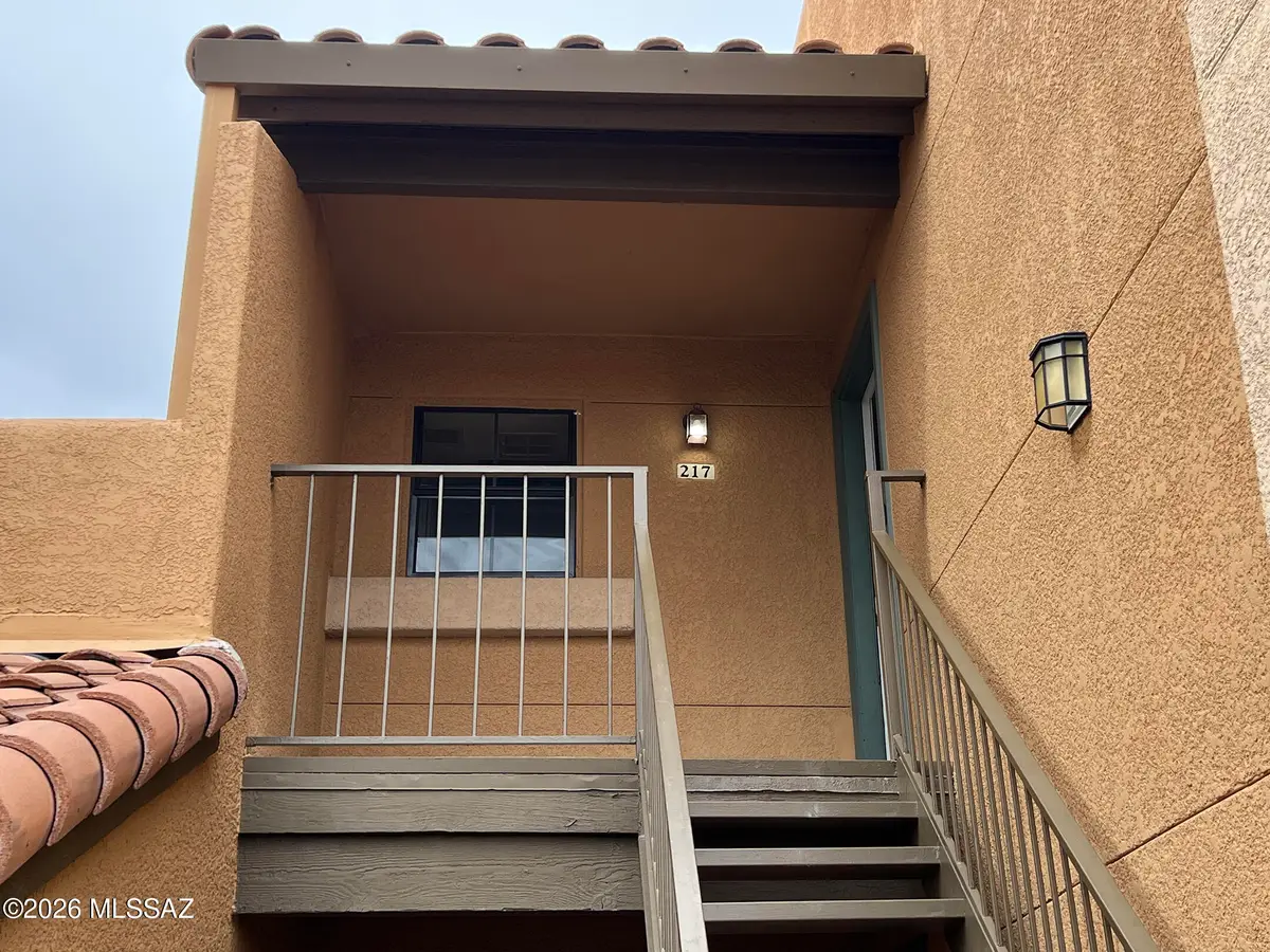 6651 N Campbell, Tucson, AZ 85718 - #1