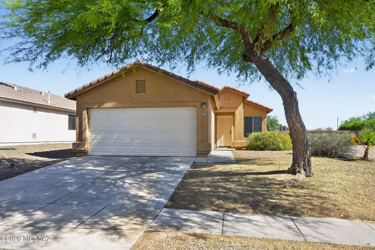 684 W Echo Mesa, Green Valley, AZ 85614 - #1