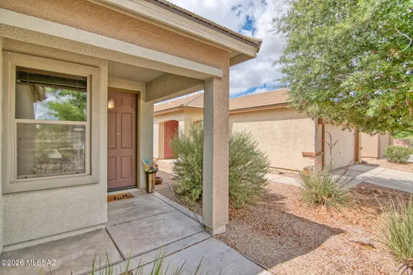 874 E Catkins, Sahuarita, AZ 85629