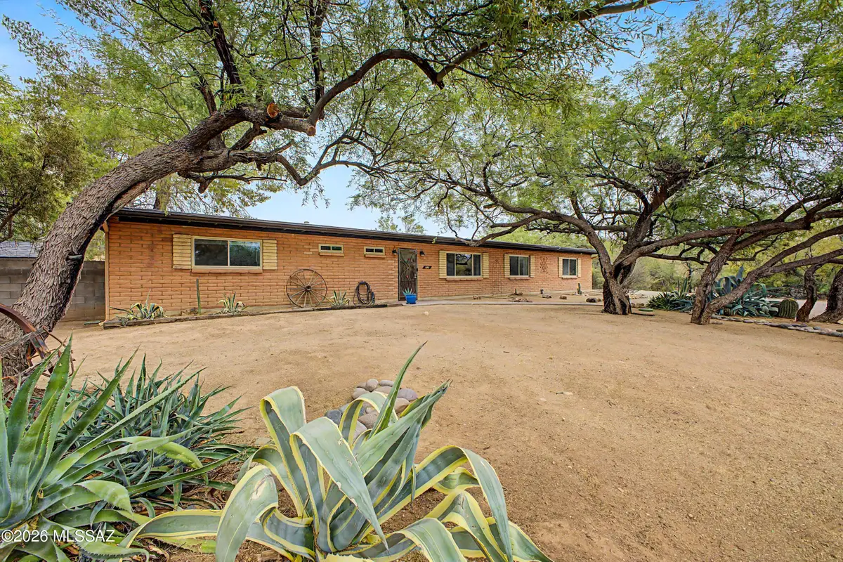11141 E Quick Draw, Tucson, AZ 85749 - #1