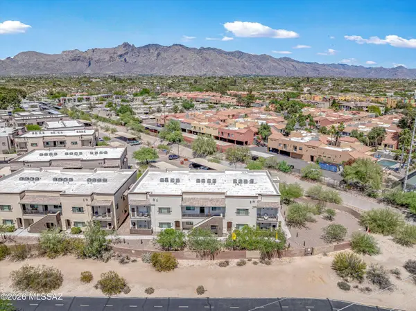2042 E River, Tucson, AZ 85718