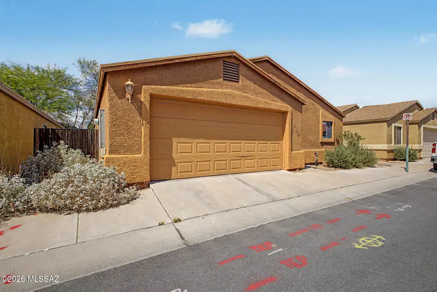 409 E Geronimo Bluff, Tucson, AZ 85705 - #2