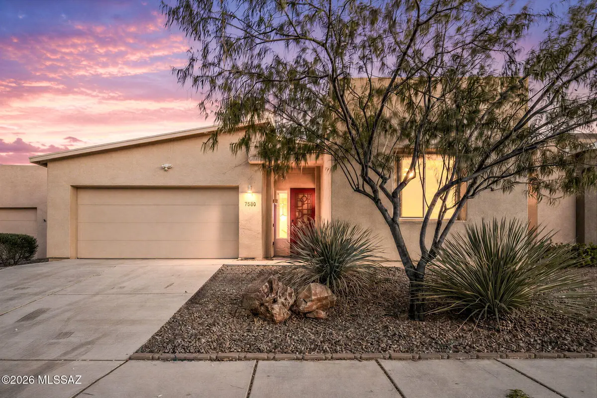 7580 E Bookmark, Tucson, AZ 85715 - #1