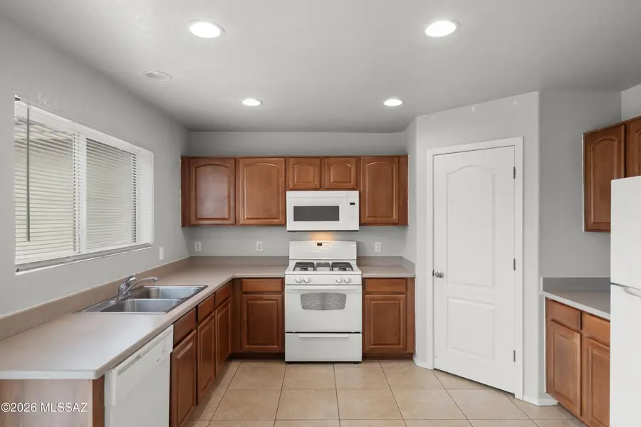 475 W Calle La Bolita, Sahuarita, AZ 85629 - #3
