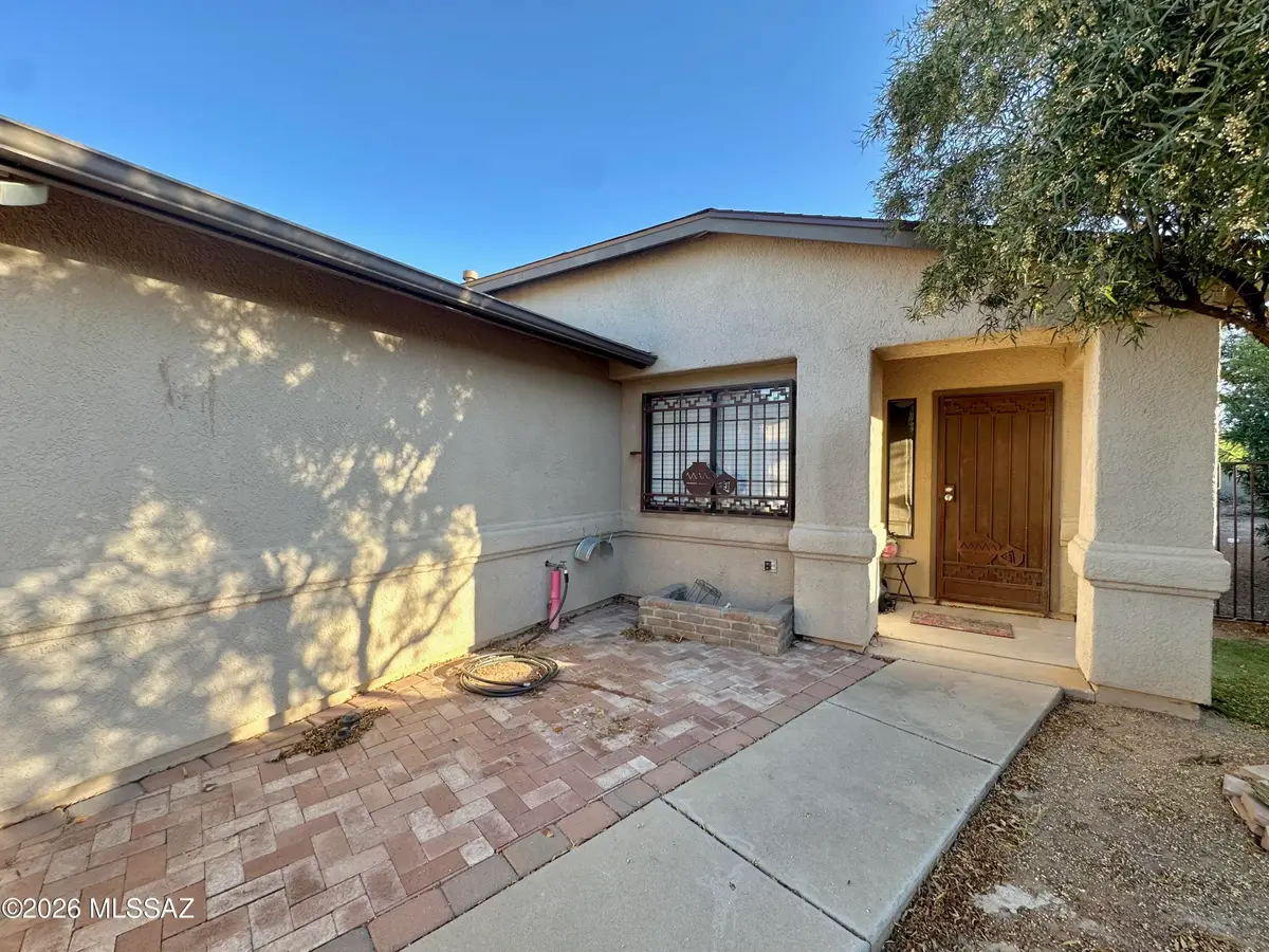 1679 W Sauvignon, Tucson, AZ 85746 - #1