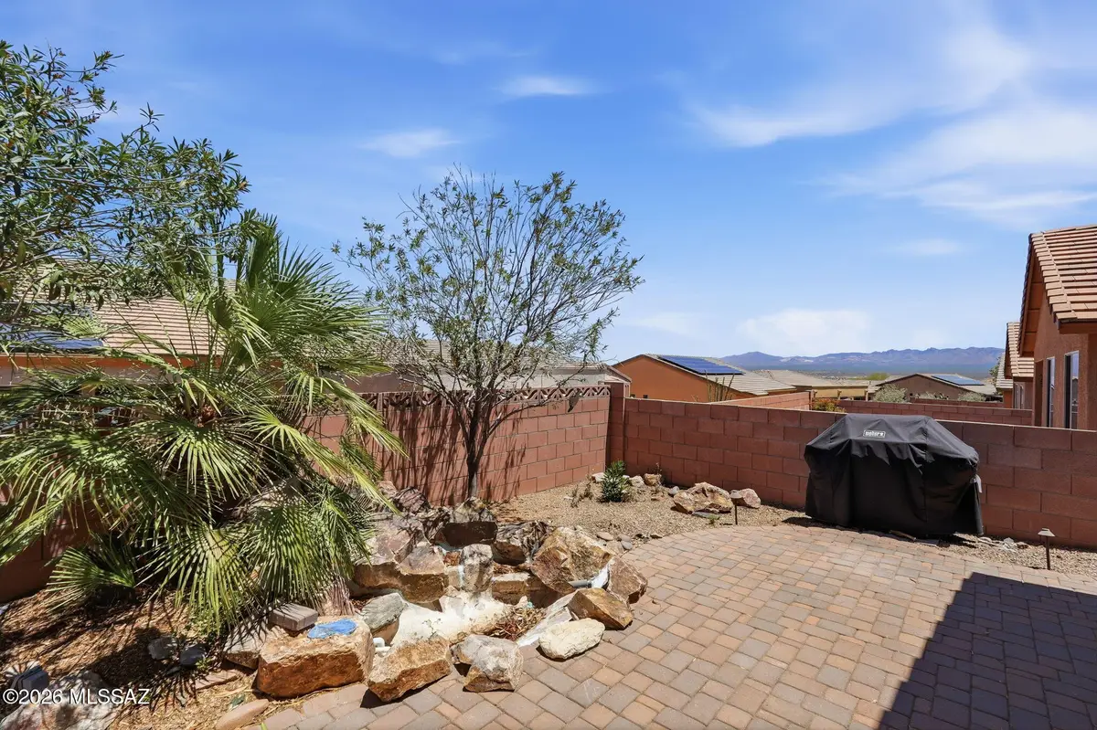 1038 W Pastora Peak, Green Valley, AZ 85614 - #1