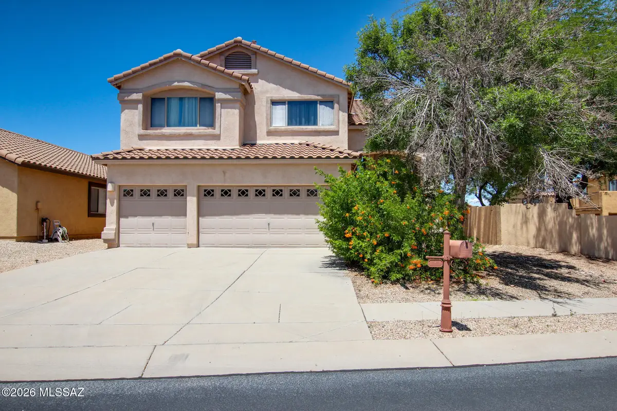 180 W Calle Paso Suave, Sahuarita, AZ 85629 - #1